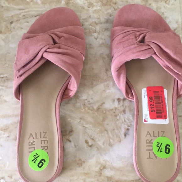 Pink slip on Sandal - Picture 1 of 2